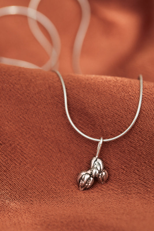 Triple Flower Buds Necklace