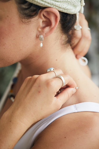 Puddle Earrings - Wild Pearl