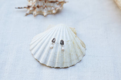 Puddle Earrings - Wild Pearl