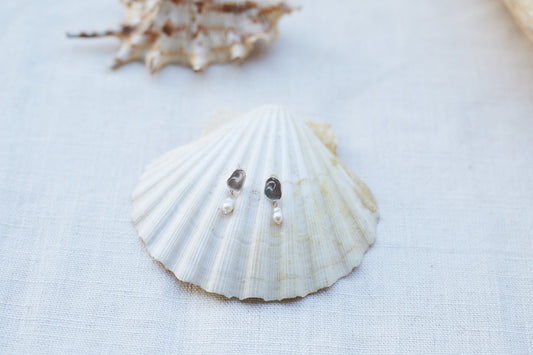 Puddle Earrings - Wild Pearl